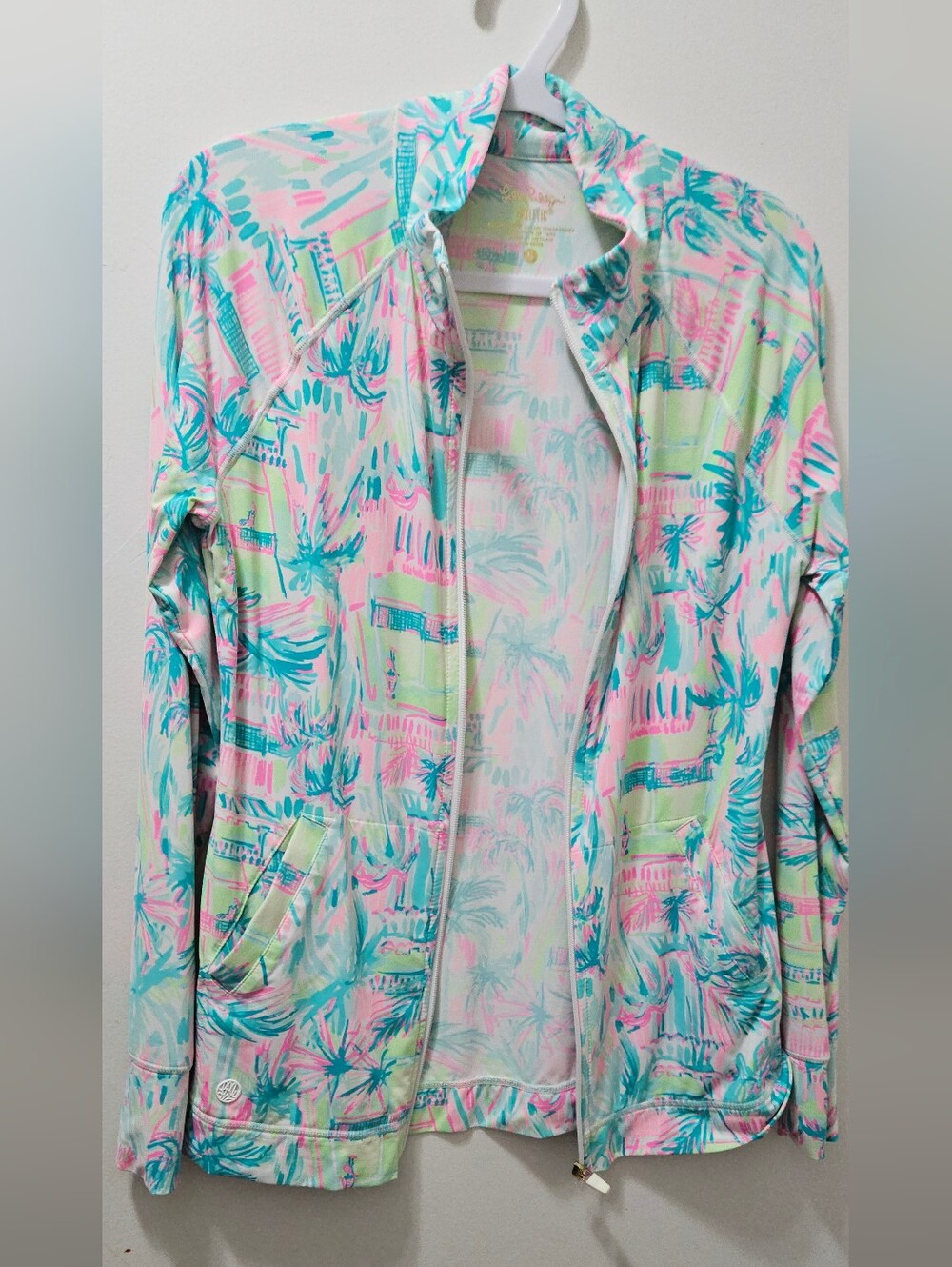 Lilly Pulitzer Hadlee Jacket in the "Perfect Match" print. - Picture 6 of 11
